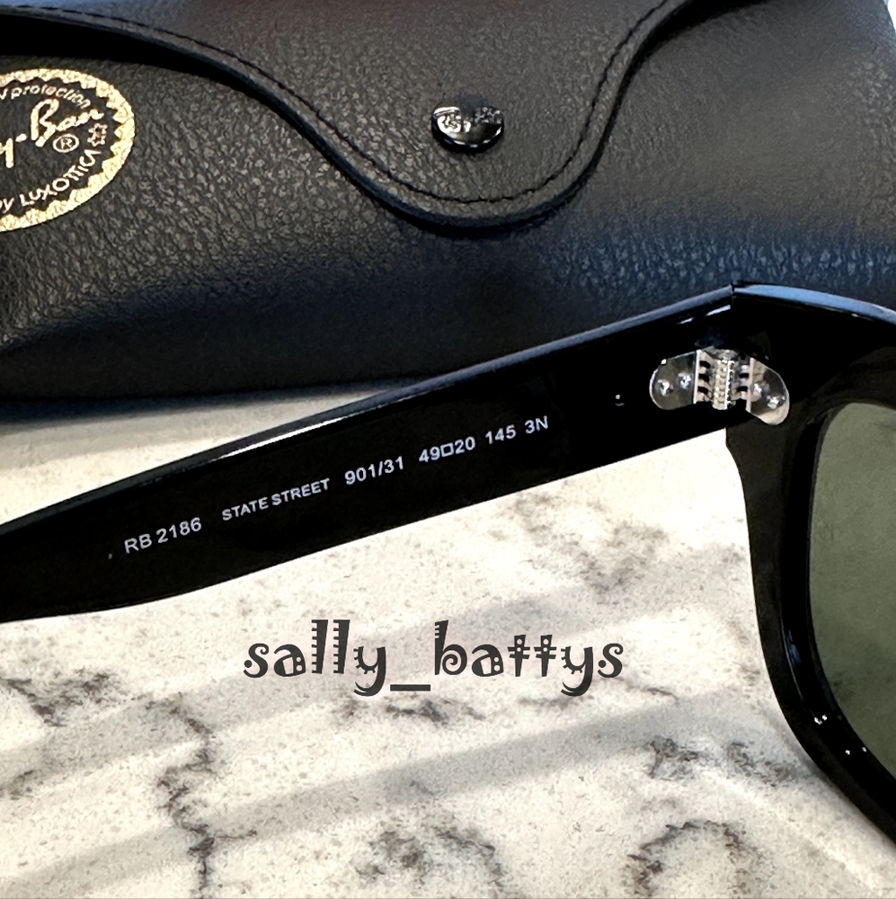 Ray-Ban (Store Display) State Street Black RB2186 - Picture 10 of 17